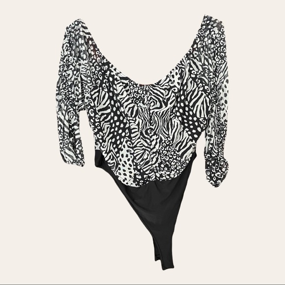 Animal pattern bodysuit - Picture 1 of 2